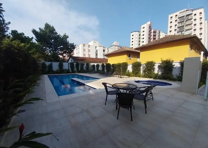 Amplo Apartamento Enseada